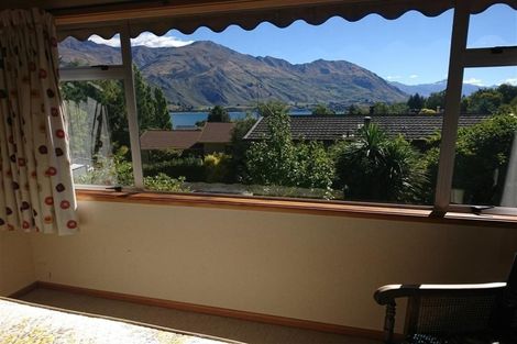 Photo of property in 4 Mackay Street, Wanaka, 9305