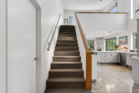 Photo of property in 11 Mer Place, Bay View, Napier, 4104