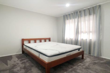 Photo of property in 1/3 Sevilla Place, Unsworth Heights, Auckland, 0632