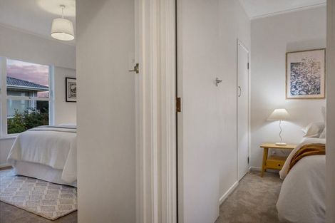 Photo of property in 1/14 Westwell Road, Belmont, Auckland, 0622