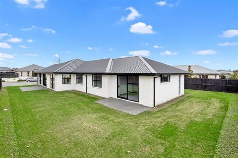Photo of property in 16 Koura Drive, Rangiora, 7400