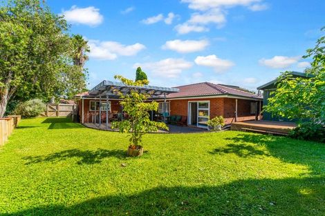 Photo of property in 9 Keywella Drive, Conifer Grove, Takanini, 2112