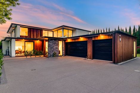 Photo of property in 99a Fendalton Road, Fendalton, Christchurch, 8014