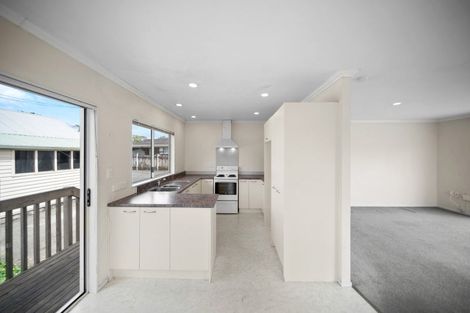 Photo of property in 41a Paterson Avenue West, Pukekohe, 2120