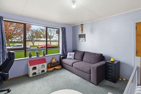 Photo of property in 17 Neptune Street, Dannevirke, 4930