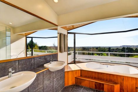 Photo of property in 79 Poraiti Road, Poraiti, Napier, 4182