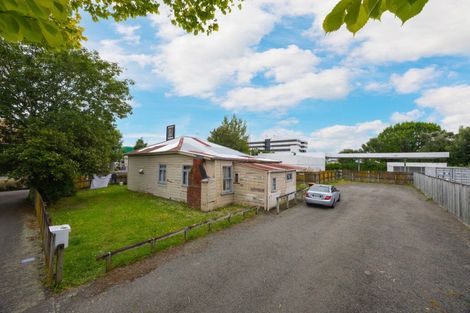 Photo of property in 1 Ranfurly Street, Palmerston North, 4410