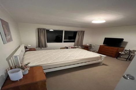 Photo of property in 1/42 Kia Ora Road, Beach Haven, Auckland, 0626