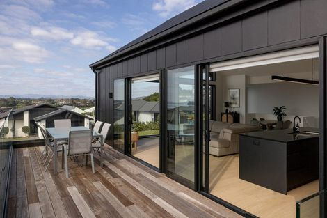 Photo of property in 50 Bert Wall Drive, Omokoroa, 3114