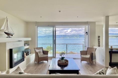 Photo of property in 3/363 Karaka Bay Road, Karaka Bays, Wellington, 6022
