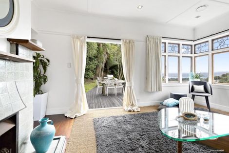 Photo of property in 4 Raroa Crescent, Northland, Wellington, 6012