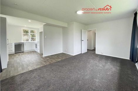 Photo of property in 21 Miro Street, Merrilands, New Plymouth, 4312