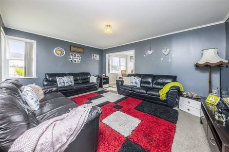 Photo of property in 4 Tindall Crescent, Otara, Auckland, 2023
