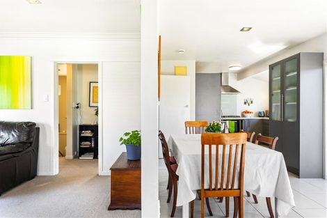 Photo of property in 53 Taikata Road, Te Atatu Peninsula, Auckland, 0610