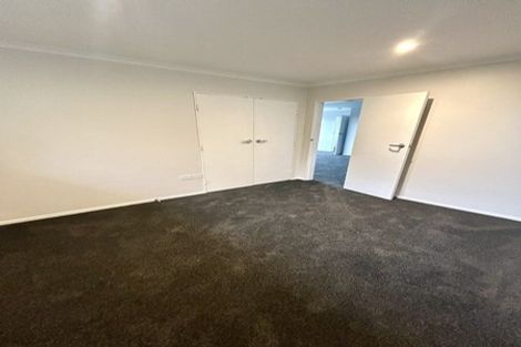 Photo of property in 39 Oak Avenue, Paremata, Porirua, 5024