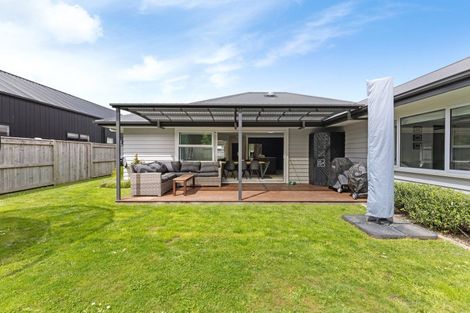 Photo of property in 31 Freedom Drive, Kelvin Grove, Palmerston North, 4414