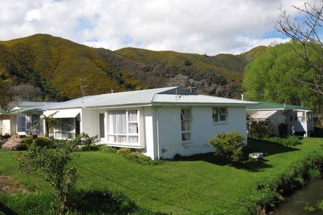 Photo of property in 1/34 Rossiter Avenue, Waterloo, Lower Hutt, 5011