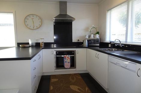 Photo of property in 9a Cornwall Road, Taradale, Napier, 4112