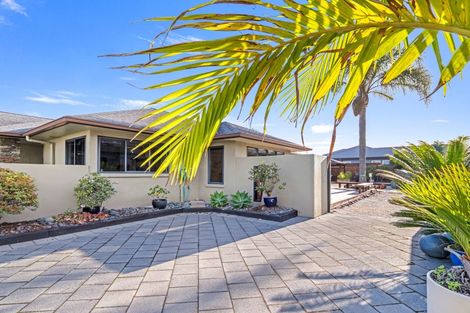 Photo of property in 20 Aranui Drive, Papamoa Beach, Papamoa, 3118