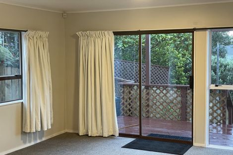 Photo of property in 1/10 Halder Place, Torbay, Auckland, 0632