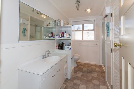 Photo of property in 174 Victoria Street, Dargaville, 0310