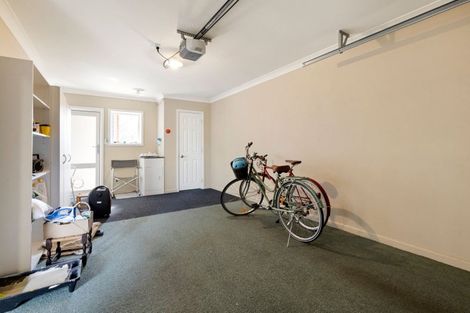 Photo of property in 5 Walter Court, Cambridge, 3434