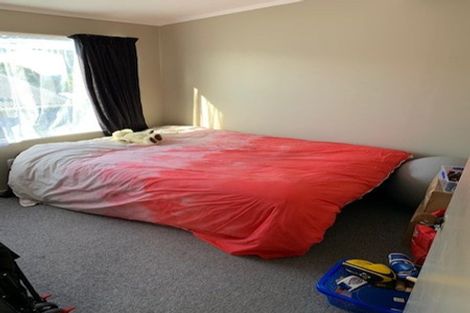 Photo of property in 49f3 Apu Crescent, Lyall Bay, Wellington, 6022