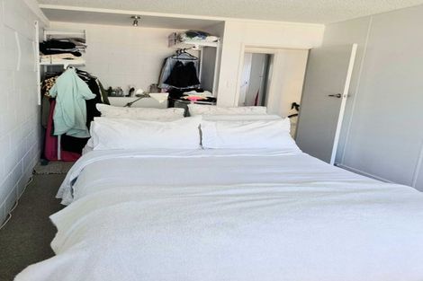 Photo of property in 40 Maunganui Road, Mount Maunganui, 3116
