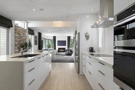 Photo of property in 97d Englefield Road, Northwood, Christchurch, 8051