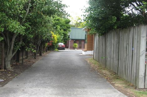 Photo of property in 2/28 Beach Road, Pahurehure, Papakura, 2113