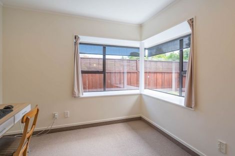 Photo of property in 58 Golf Road, Paraparaumu Beach, Paraparaumu, 5032