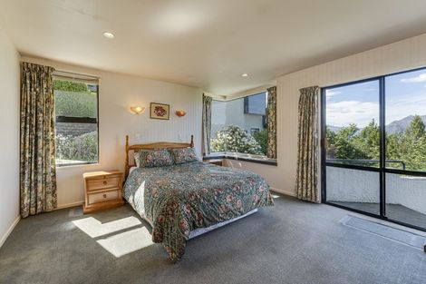 Photo of property in 5 Edinburgh Drive, Queenstown, 9300