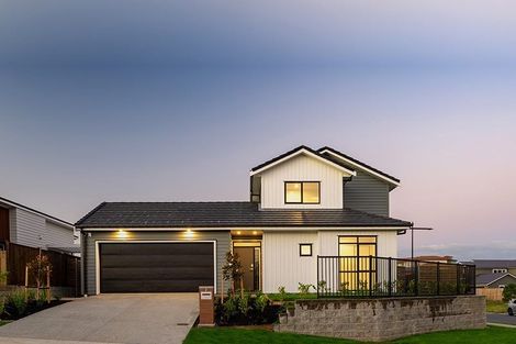 Photo of property in 2 Taikura Avenue, Red Beach, 0932