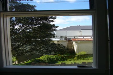 Photo of property in 54 Thompson Street, Mount Cook, Wellington, 6011