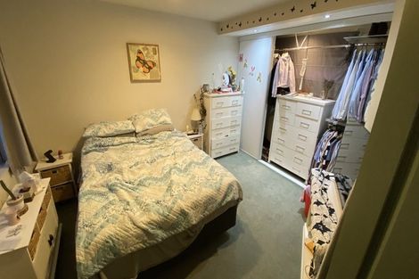 Photo of property in 37u2 Mills Road, Brooklyn, Wellington, 6021