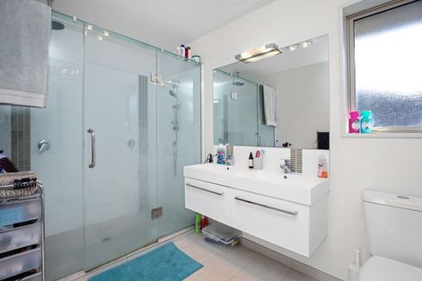 Photo of property in 17 Conie Glen Lane, Broomfield, Christchurch, 8042