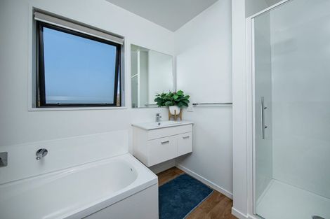 Photo of property in 8 Pukeko Place, Wanaka, 9305