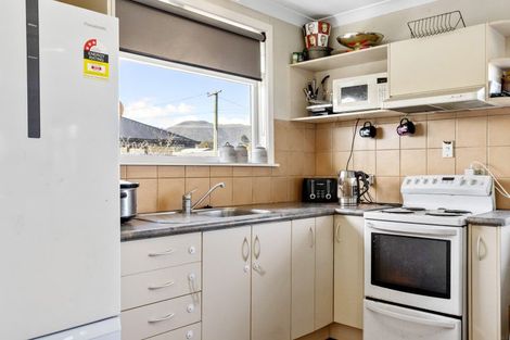 Photo of property in 18 Waitahanui Avenue, Taupo, 3330