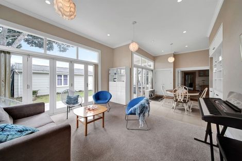 Photo of property in 68 Puriri Street, Hawera, 4610