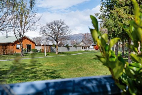 Photo of property in 11 Alluvial Place, Cromwell, 9310