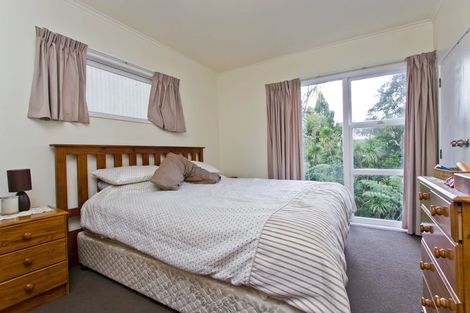 Photo of property in 187 Golf Road, Titirangi, Auckland, 0604