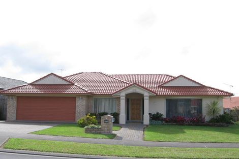 Photo of property in 7 Highfields Terrace, Henderson, Auckland, 0612