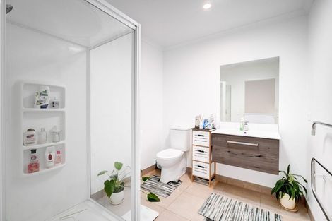 Photo of property in 14 Fordham Street, Beach Haven, Auckland, 0626