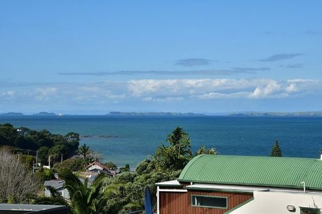 Photo of property in 1/831 Beach Road, Browns Bay, Auckland, 0630