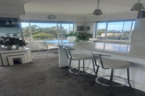 Photo of property in 3/62 Kitchener Road, Milford, Auckland, 0620
