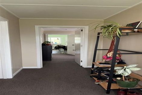 Photo of property in 82- 84 Queen Street, Westport, 7825