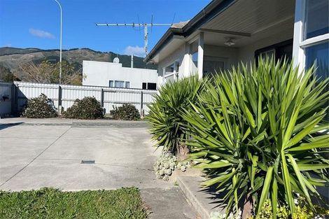 Photo of property in 44 Bateup Road, Richmond, 7020