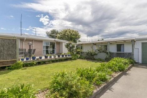Photo of property in 28 Rosella Street, Broomfield, Christchurch, 8042