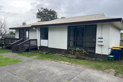 Photo of property in 2/25 Devonshire Road, Unsworth Heights, Auckland, 0632