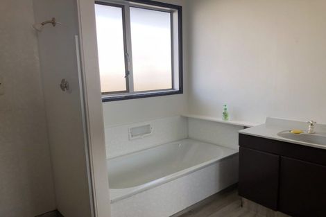 Photo of property in 405a Otumoetai Road, Otumoetai, Tauranga, 3110